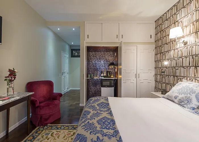 Belvedere Boutique - Adults Only